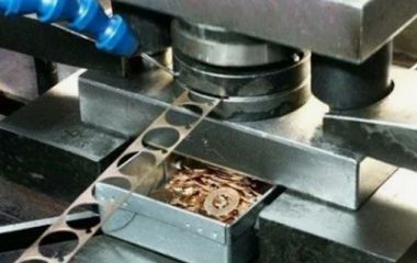 Технология штамповки металлов: преимущества и ограничения метода Технология штамповки металлов: преимущества и ограничения метода