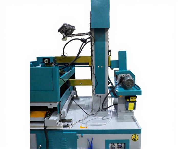 Электроэрозионный проволочно-вырезной станок DK7735-LK