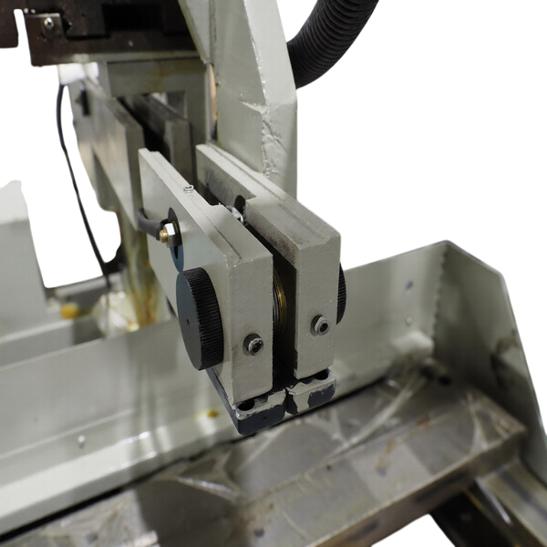 Электроэрозионный проволочно-вырезной станок DK7732