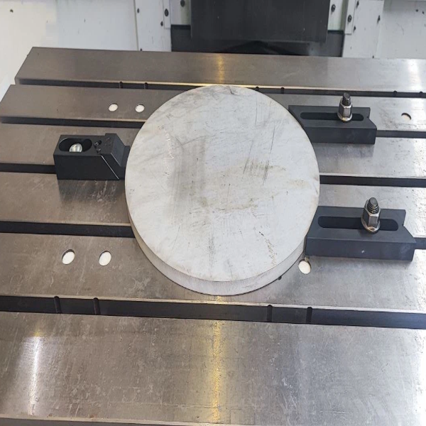 СП1.5-175-16 Многофункциональный V-блок вертикальный