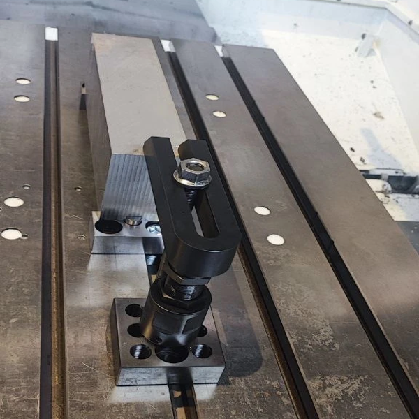 СП2.0-1650 Позиционная плита-адаптер