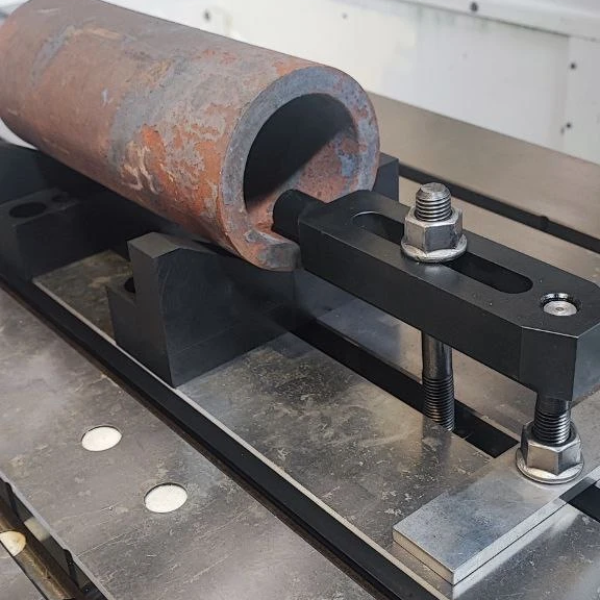 СП1.4-600-12 Многофункциональный V-блок левый